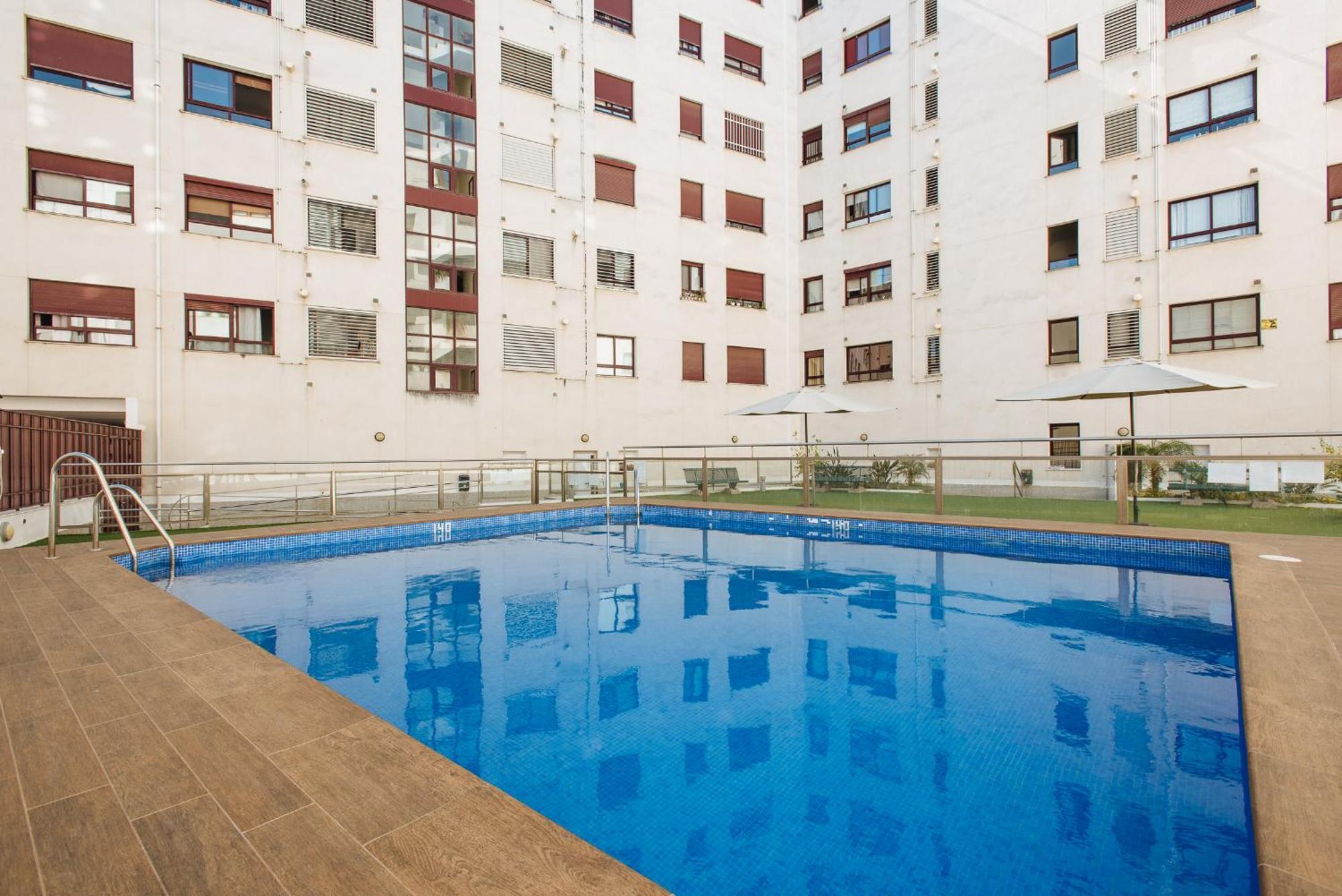 San Bernardo Home Free Parking Sevilla Dış mekan fotoğraf