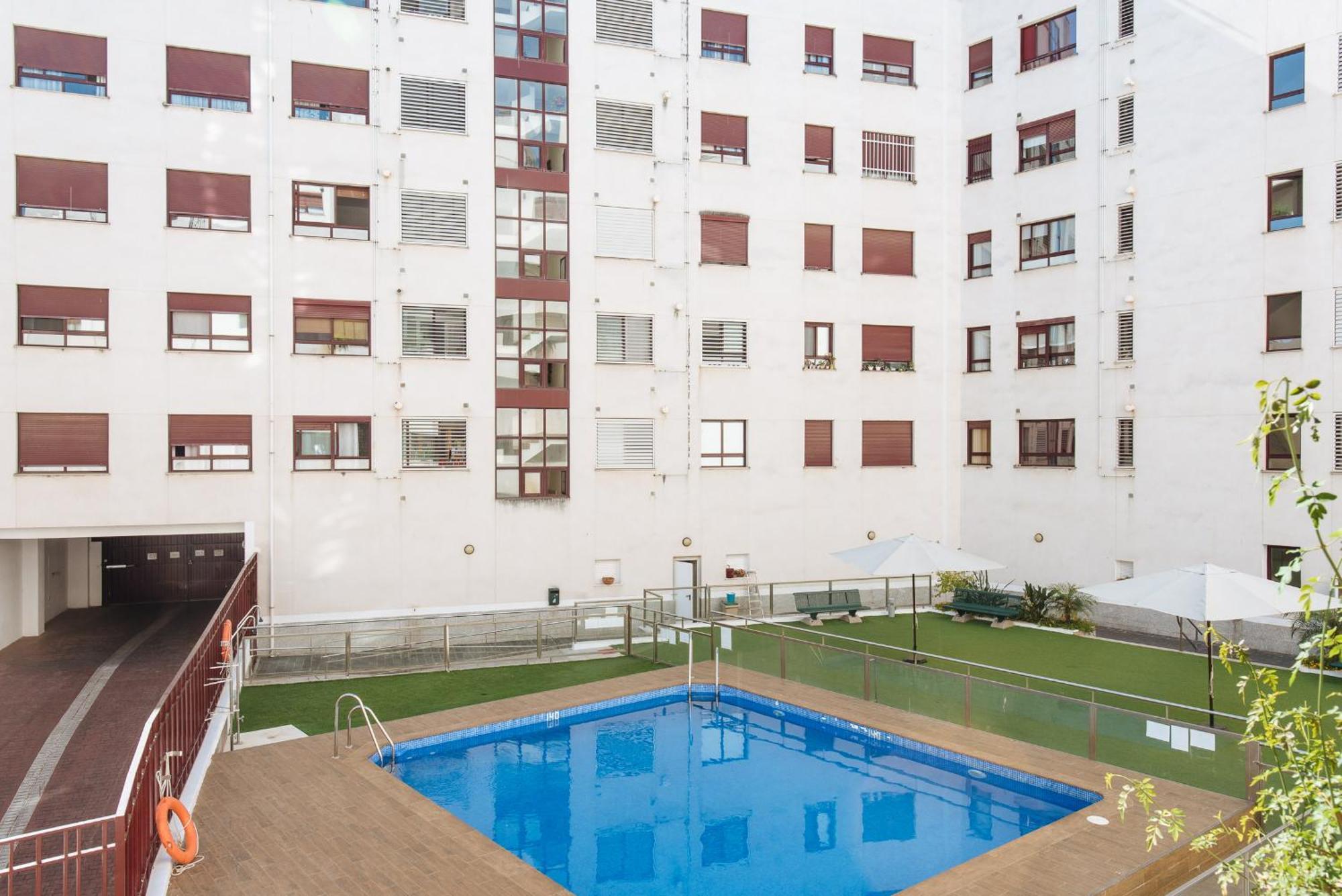 San Bernardo Home Free Parking Sevilla Dış mekan fotoğraf