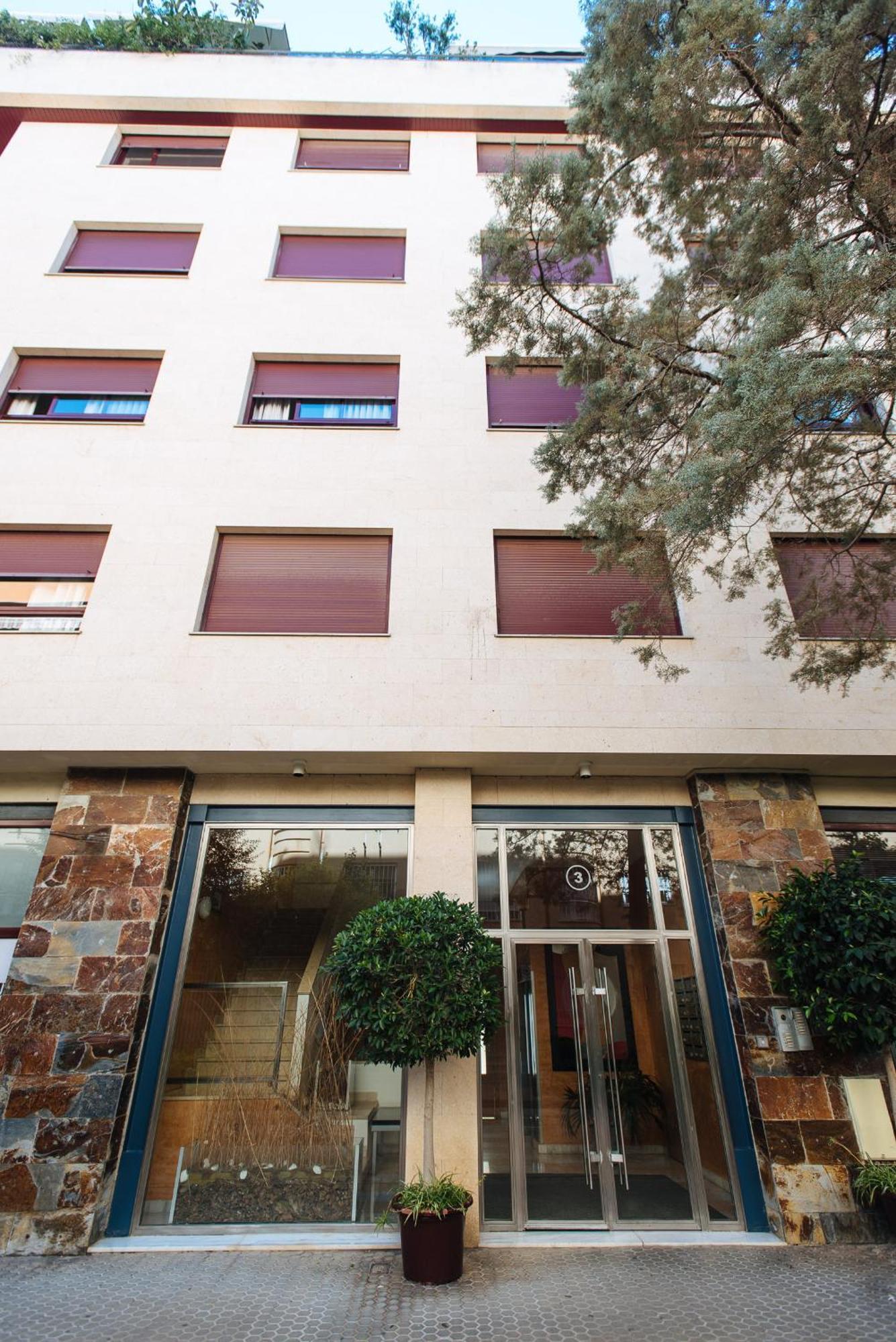 San Bernardo Home Free Parking Sevilla Dış mekan fotoğraf